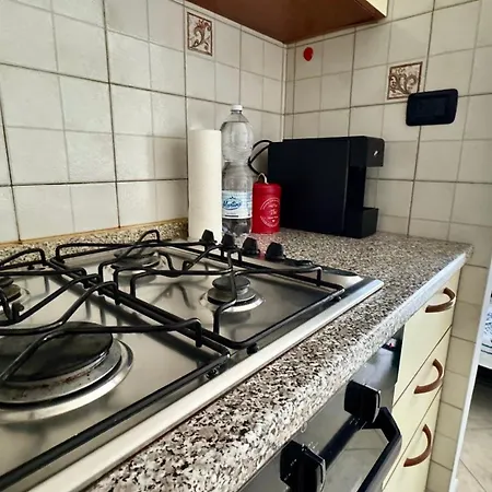 Garage Privato Elegante Bilocale Apartment *