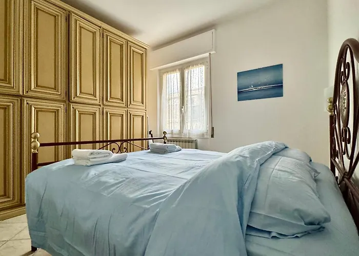 Garage Privato Elegante Bilocale Alassio