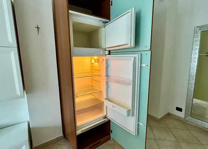 Garage Privato Elegante Bilocale Alassio